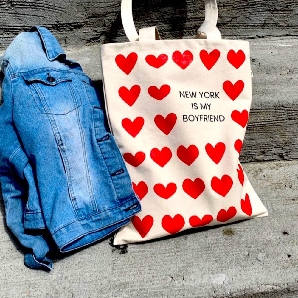 “New York is My Boyfriend” Tote